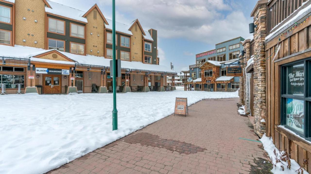 Nest On Perfection - Newly Renovated Ski In Ski Out Mountain View Condo Big White Exteriér fotografie