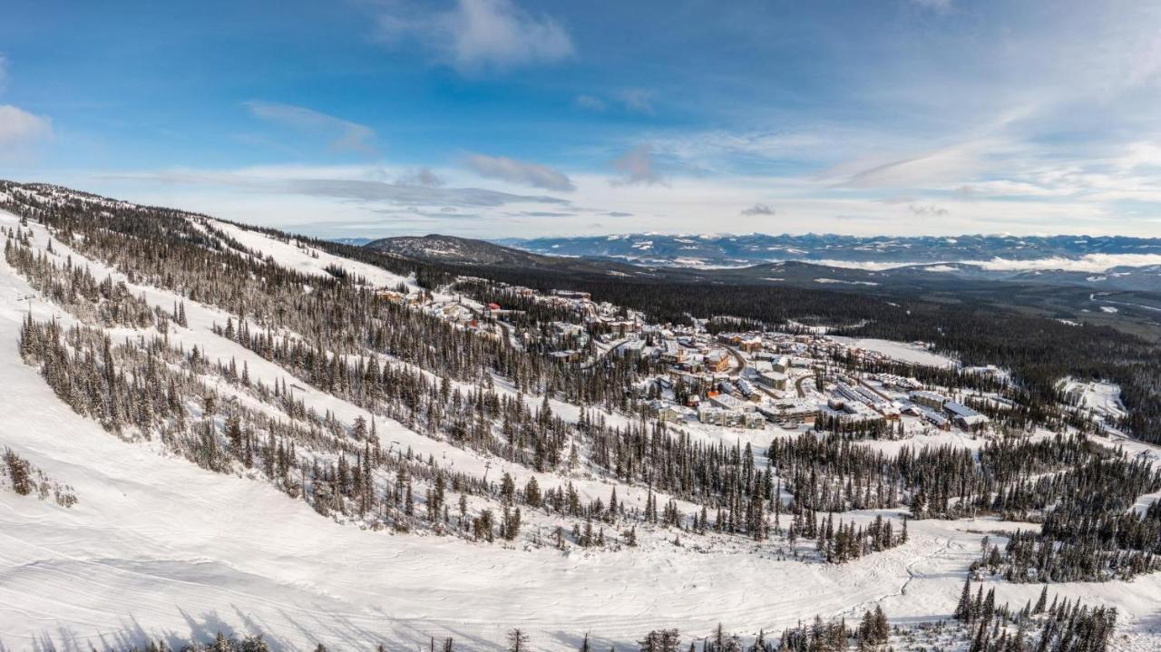 Nest On Perfection - Newly Renovated Ski In Ski Out Mountain View Condo Big White Exteriér fotografie